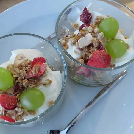 Easy&cosy Cityroom Отель 3*